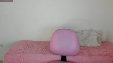 Snapshot of shelly_rohades chatting on July 2026 01:51:02 AM online show from July 2026 01:51:02 AM
