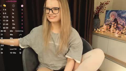 shellyboom online show from December 2025 07:43:02 PM