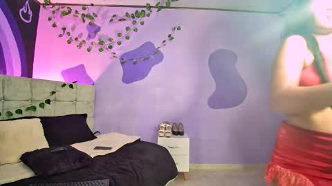 Shelsy  online show from February 2026 02:13:01 PM