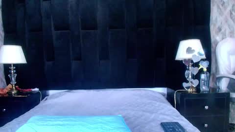 Shelsy online show from February 2025 11:57:02 AM