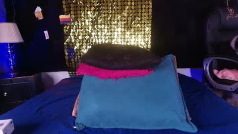 Shelsy online show from September 2025 11:56:02 AM