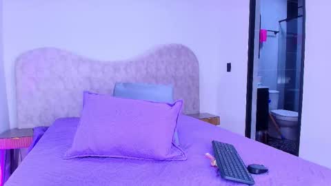 Shelsy online show from November 2025 11:51:02 AM