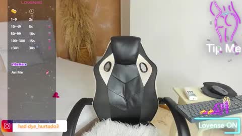 Snapshot of shenielxxx chatting on February 2026 01:40:01 PM shenielxxx online show from February 2026 01:40:01 PM