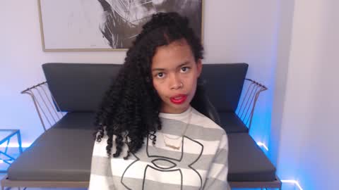 Shenna online show from December 2024 01:17:02 PM