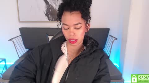 Shenna online show from January 2025 01:09:01 PM