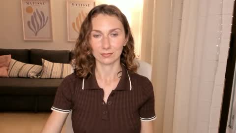 Snapshot of shesleepsnaked chatting on March 2025 02:21:01 PM shesleepsnaked online show from March 2025 02:21:01 PM