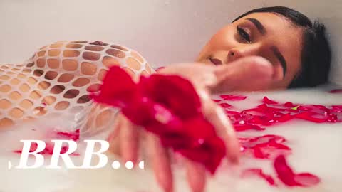 Sheyla Bakerr  online show from February 2025 01:56:02 PM