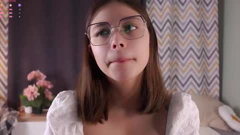 Iris online show from September 2025 11:47:02 AM