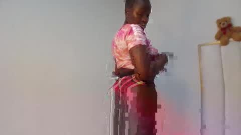 Snapshot of shillah024 chatting on April 2026 09:12:02 PM Shilla online show from April 2026 09:12:02 PM