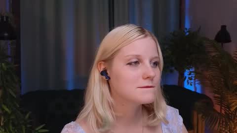 help me reach my first 25 thumbs up online show from September 2025 03:12:02 PM