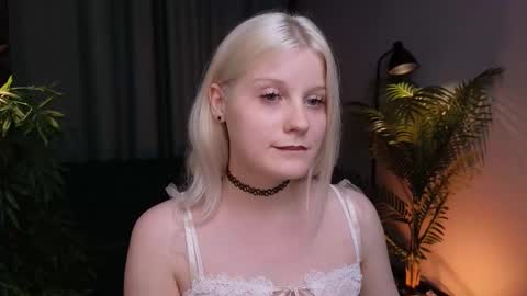 help me reach my first 25 thumbs up online show from October 2025 03:10:01 PM