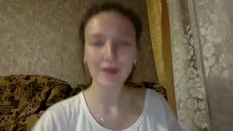 Snapshot of shining_pearl chatting on February 2025 06:32:02 PM Jesica online show from February 2025 06:32:02 PM