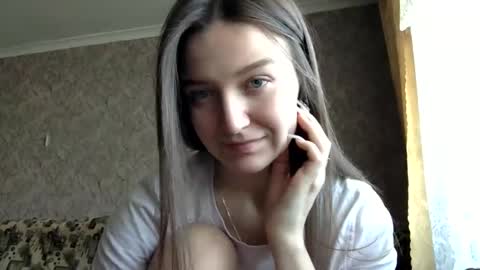 Snapshot of shining_pearl chatting on March 2025 12:12:01 PM Jesica online show from March 2025 12:12:01 PM