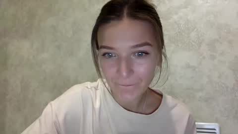 Snapshot of shining_pearl chatting on October 2025 08:08:02 PM Jesica online show from October 2025 08:08:02 PM