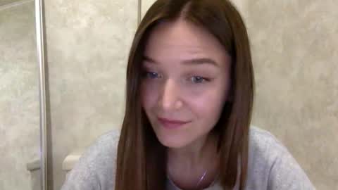 Snapshot of shining_pearl chatting on October 2025 09:19:02 PM Jesica online show from October 2025 09:19:02 PM