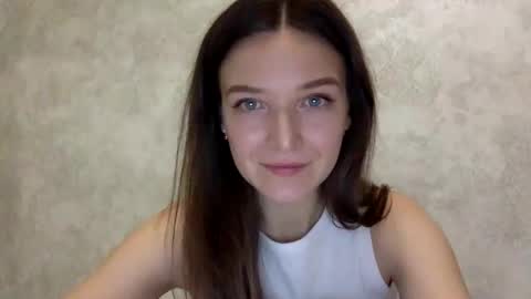 Snapshot of shining_pearl chatting on December 2025 09:32:02 PM Jesica online show from December 2025 09:32:02 PM