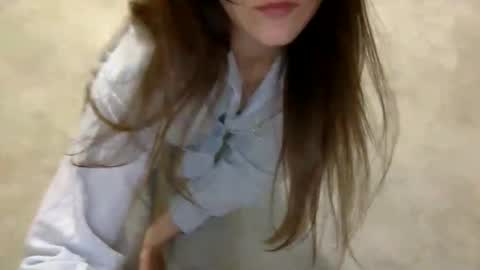 Snapshot of shining_pearl chatting on January 2026 08:18:02 PM Jesica online show from January 2026 08:18:02 PM