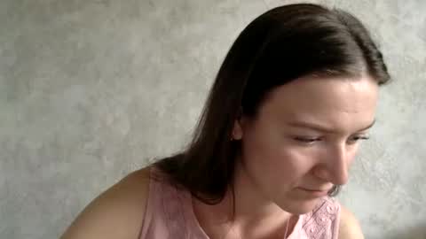 Snapshot of shining_pearl chatting on May 2026 01:27:01 PM Jesica online show from May 2026 01:27:01 PM