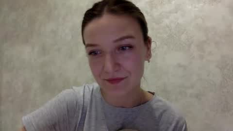 Snapshot of shining_pearl chatting on May 2026 08:40:02 PM Jesica online show from May 2026 08:40:02 PM