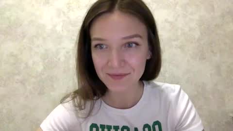 Snapshot of shining_pearl chatting on June 2026 06:41:01 PM Jesica online show from June 2026 06:41:01 PM