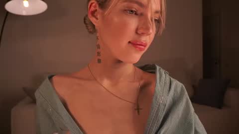 Nika online show from January 2025 12:04:01 AM