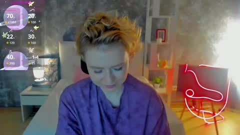 Snapshot of shiny_lisss chatting on May 2026 01:45:01 AM Lisa online show from May 2026 01:45:01 AM