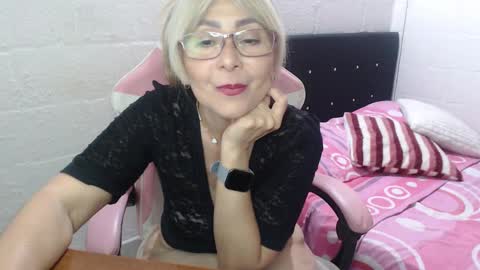 shira evans40 online show from January 2025 12:38:01 AM