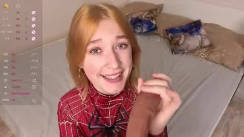 Anna online show from November 2025 08:42:02 PM