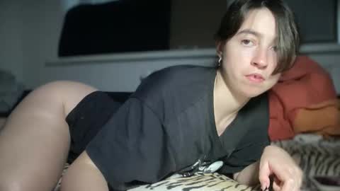 shizukuhunter online show from November 2025 01:32:02 PM