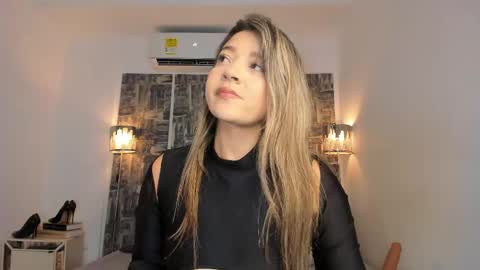 Snapshot of shofiavega chatting on May 2026 08:39:02 PM SHOFIA online show from May 2026 08:39:02 PM