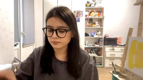 Marie online show from April 2026 01:55:02 PM