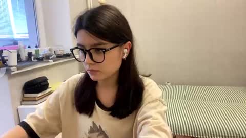 Marie online show from July 2026 01:18:02 PM