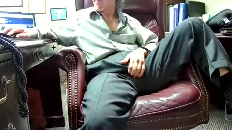 nikolas send dm for an appointment online show from February 2025 10:15:01 PM