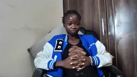 Snapshot of shortnswee254 chatting on November 2025 07:26:01 PM shortnswee254 online show from November 2025 07:26:01 PM