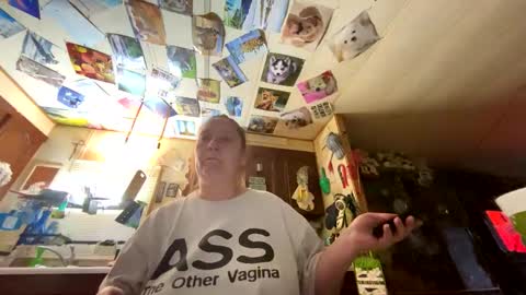 Snapshot of shorty920505 chatting on October 2025 10:44:02 PM shorty920505 online show from October 2025 10:44:02 PM