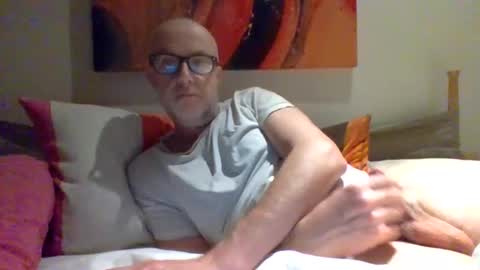 JJ online show from December 2024 09:17:01 PM