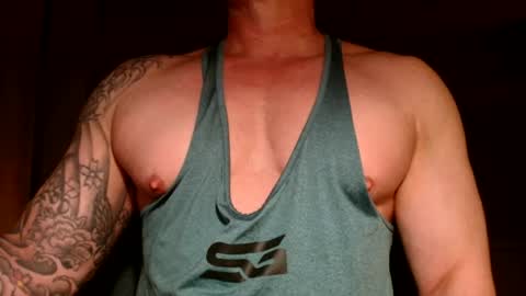 Snapshot of show_on_for_you chatting on February 2026 11:17:01 PM show_on_for_you online show from February 2026 11:17:01 PM