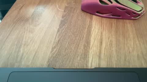 showflyer06 online show from October 2025 06:52:02 PM