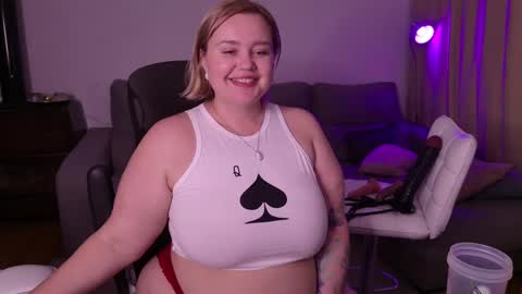 Mimi   online show from February 2025 03:47:01 PM