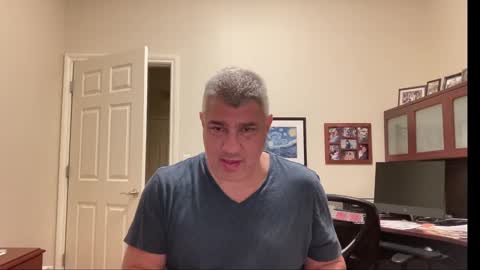 Chicago Guy online show from September 2025 12:15:01 AM