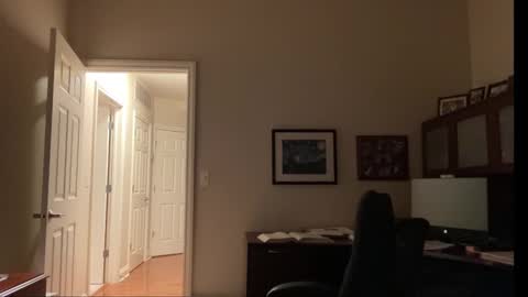 Chicago Guy online show from September 2025 03:45:02 AM