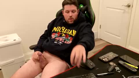 Snapshot of shroomhead5 chatting on November 2025 09:13:01 PM shroom online show from November 2025 09:13:01 PM