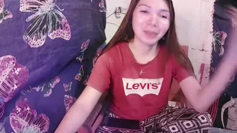 Snapshot of shujine683081 chatting on January 2025 06:03:02 AM juss online show from January 2025 06:03:02 AM