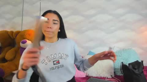 Snapshot of shumy_angels chatting on September 2025 03:39:02 AM ZUMY ANGELS online show from September 2025 03:39:02 AM