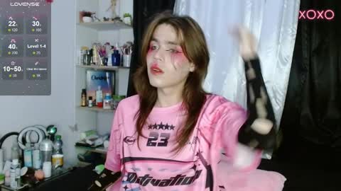 Shun White online show from February 2025 02:18:01 AM