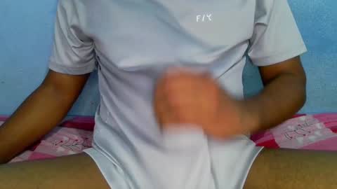 Snapshot of shy_eyes_ chatting on December 2024 08:16:01 AM shyeyes online show from December 2024 08:16:01 AM