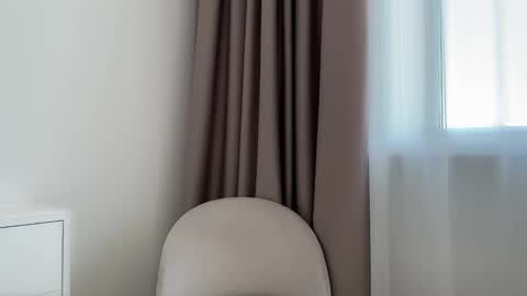 shy_schoolgirl_ online show from February 2026 10:36:02 AM