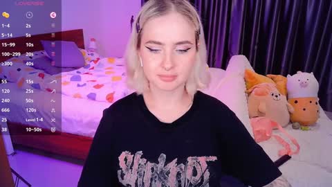 Effie online show from December 2024 05:04:02 PM