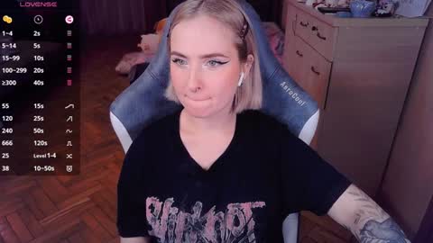 Effie online show from January 2025 07:34:01 PM