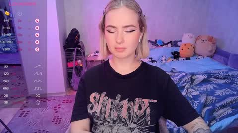 Effie online show from February 2025 01:54:02 PM